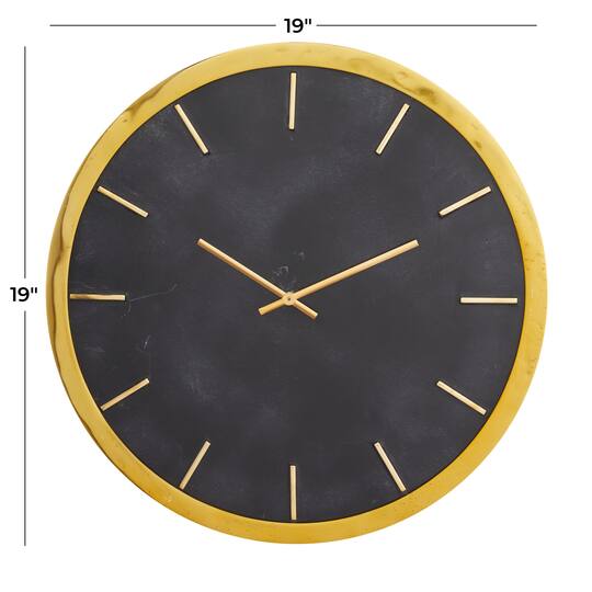 CosmoLiving by Cosmopolitan Glam Marble Wall Clock